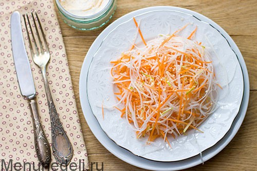 Салат из редьки дайкон