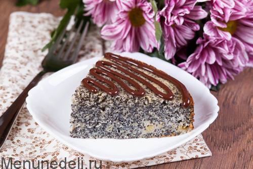 Пирог с ревенем и маком | Меню недели