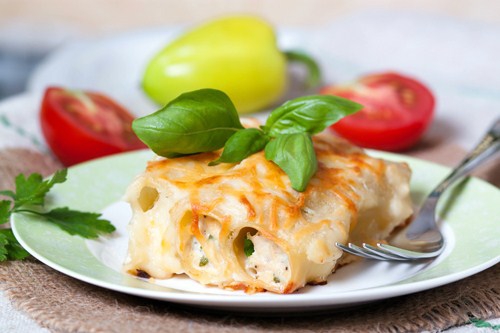 Каннеллони, фаршированные сыром