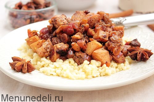 Рецепт кус-куса с курицей, айвой и сухофруктами | Меню недели