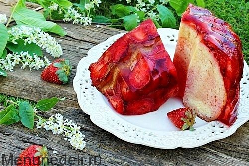 Рецепт кекса с клубникой в желе | Меню недели