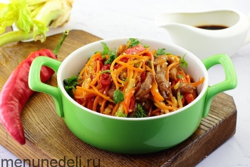 Рецепт куриных лапок с овощами | Меню недели