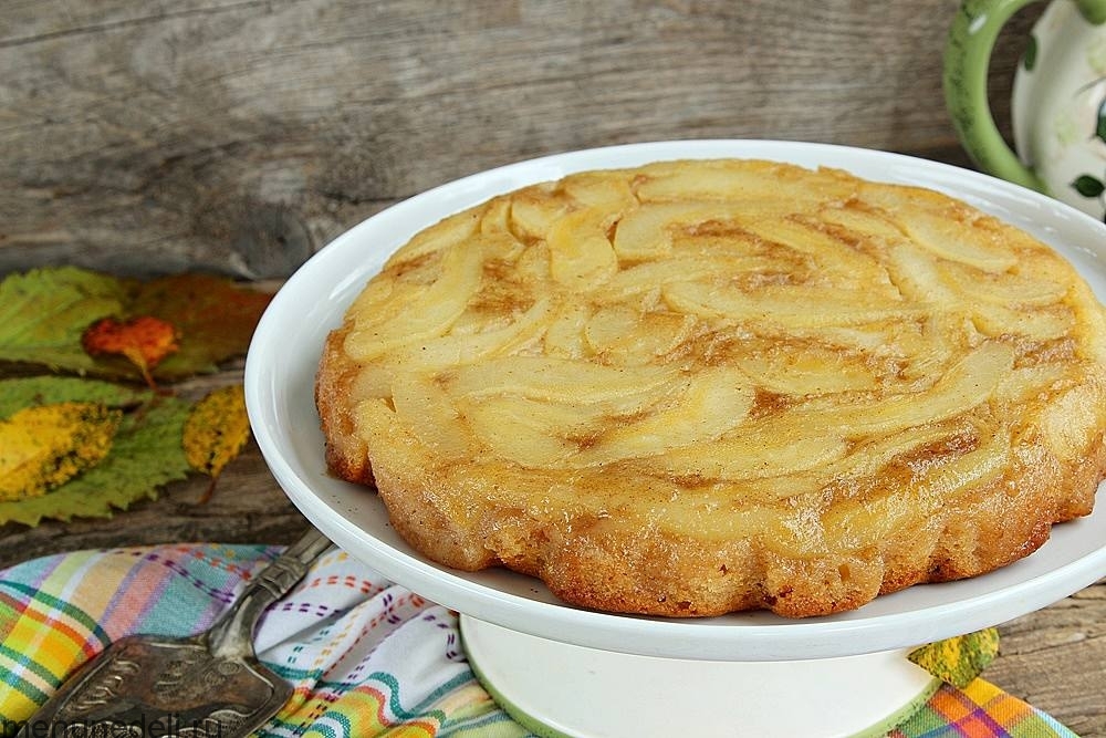 Рецепт пряного пирога с грушами | Меню недели