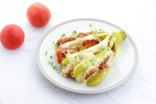 Как приготовить веер из кабачков с помидорами и курицей | Меню недели